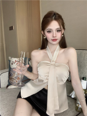 實拍  辣妹修身顯瘦開叉掛脖抹胸上衣女