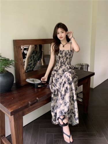 Rose floral pleated suspender dress for women summer new style French waist slimming ladylike long skirt