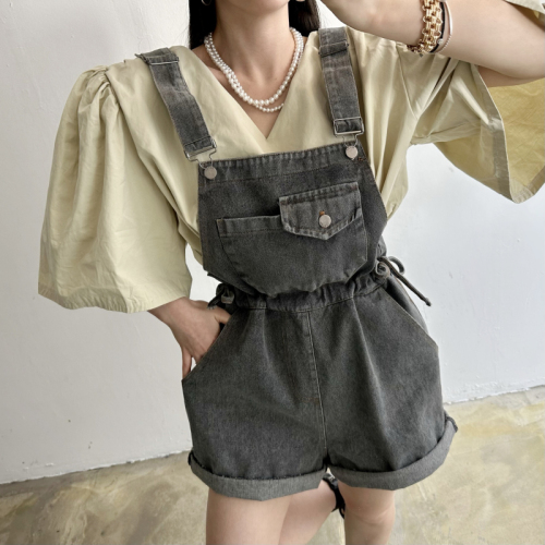 South Korea's new spring and summer overalls, stylish and age-reducing suits, slim denim jumpsuits