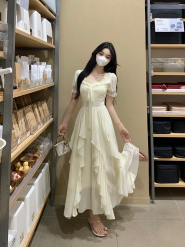 Plus size fairy apricot dress 2024 new fat mm seaside belly-covering slim French long skirt summer