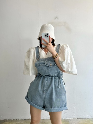 South Korea's new spring and summer overalls, stylish and age-reducing suits, slim denim jumpsuits