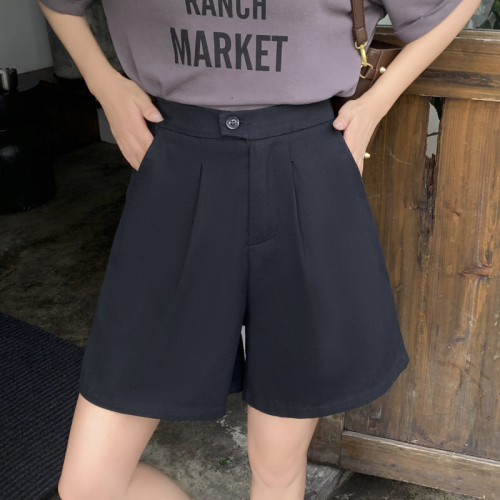 Real shot of plus size women's slimming loose casual shorts for fat mm, high-waisted A-line wide-leg shorts