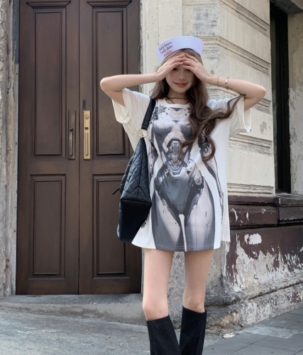 Real shot of Bangkok lady loose design white large short-sleeved T-shirt women's lazy and slim top