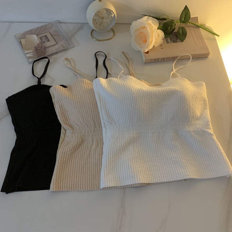Small vest with breast pads, slim fit, comfortable and breathable, pleated inner wear, beautiful back strap, tube top