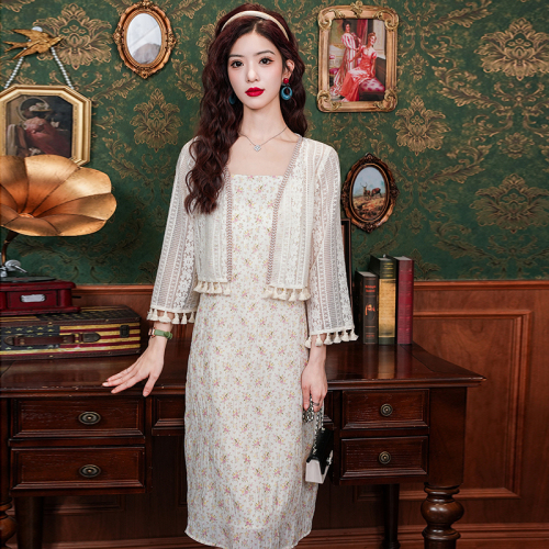 Already shipped 2024 new summer style tassel lace hollow cardigan suspender skirt with anti-scratch shawl short shirt