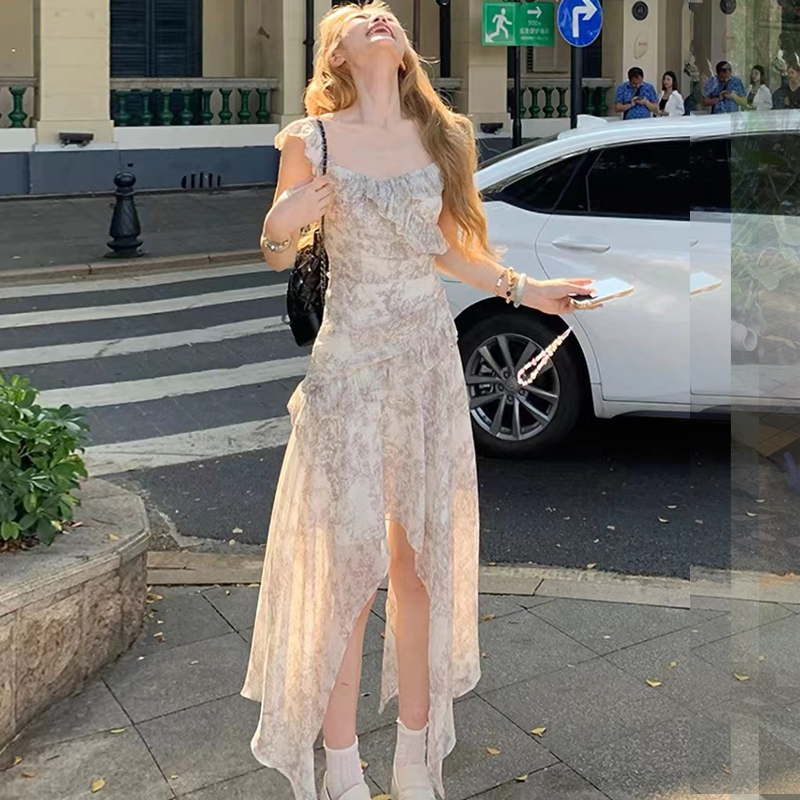 江南水墨 氛圍感法式氣質小飛袖荷葉邊連衣裙女夏不規則印花長裙