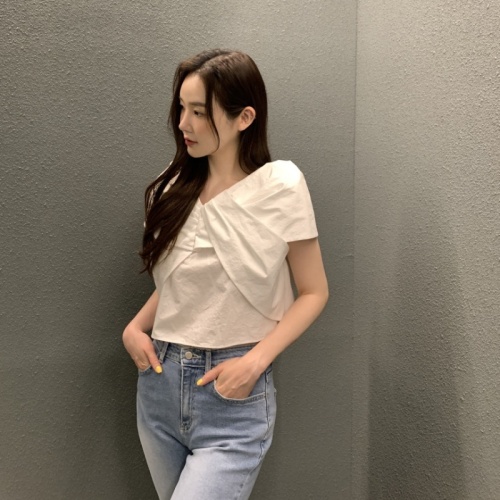 韩国chic小众设计感气质减龄休闲交叉蝴蝶结衬衫小衫上衣