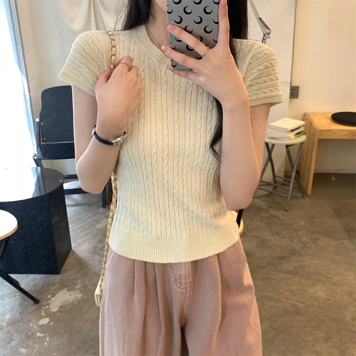 實拍 夏季韓版修身麻花設計感純色天絲針織短袖上衣女