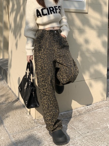 Real shot!  !  New leopard print jeans for women, retro design, niche loose straight casual wide leg pants