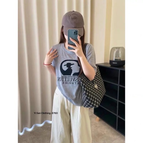This year's popular casual loose ice silk short-sleeved top summer women's personalized letter character printed sweater thin