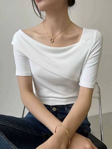 甜辣妹一字肩短袖T恤女夏季新款韩版设计感小众冰丝针织上衣