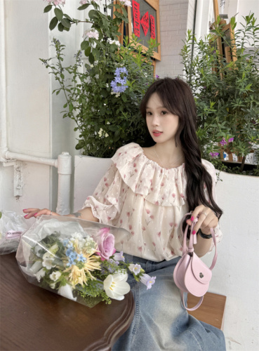 Super fairy French floral polka dot short-sleeved chiffon shirt 2024 one-line collar off-shoulder loose ruffled top real shot