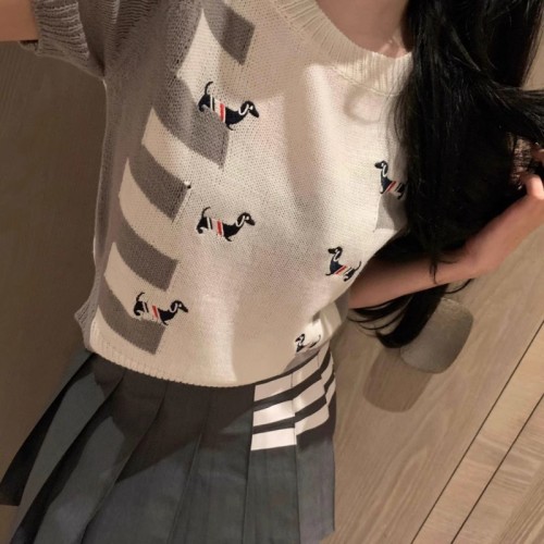 TB embroidered puppy color-blocked sweater for women 2024 spring and summer new design slim and versatile western style knitted top trendy