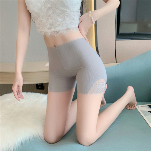 Actual shot of new ice silk seamless safety pants, pure cotton crotch underwear, lace anti-exposure thin leggings