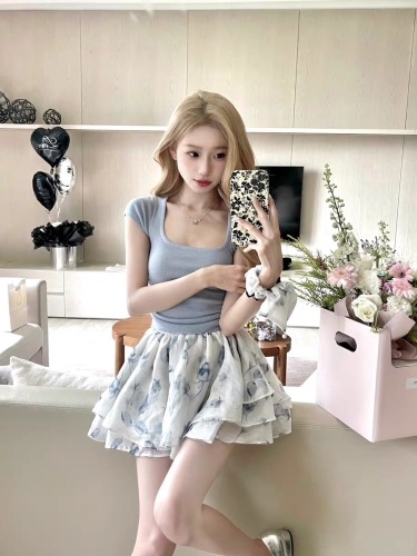 COOLLINE Lin Zixi multi-piece five-color breast whitening waist knitted T short-sleeved slim long-sleeved top