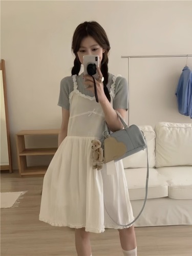 实拍~韩国个性设计蝴蝶结蕾丝拼接显瘦吊带连衣裙