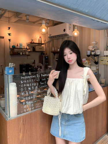 Actual shot of Korean chic simple butterfly summer hand with a suspender top