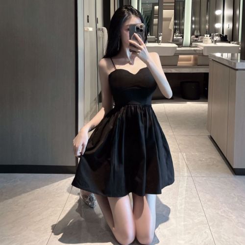 Actual shot of new summer tutu skirt Hepburn style little black skirt French slimming retro skirt for women