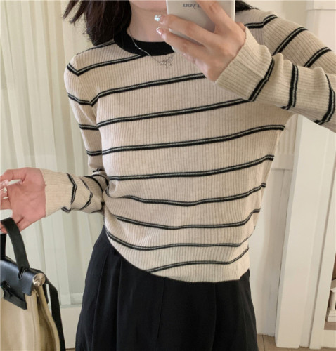 New style for early autumn~Korean style lazy contrast striped round neck long-sleeved sweater casual and versatile top