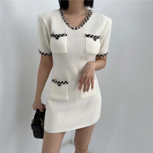 Korean style summer niche style simple v-neck contrasting edge pocket design short-sleeved knitted jumpsuit with hip-covering skirt