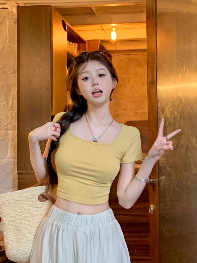 Actual shot of textured hollow solid color square collar right shoulder short sleeve female slim fit hot girl short card waist T-shirt
