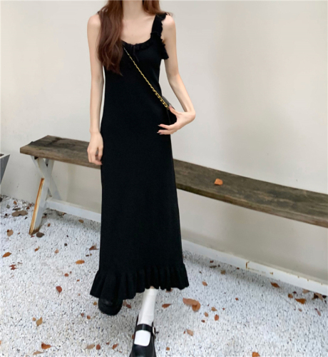 Actual shot Spring~2024 Korean style knitted suspender skirt for women with stylish design and fungus hem dress