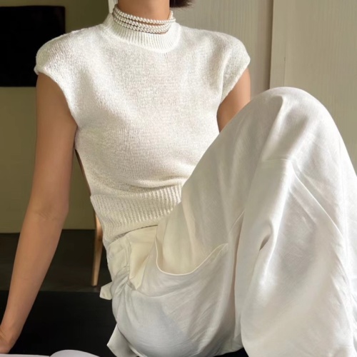 夏季韩系圆领套头无袖显瘦2024薄款纯色针织镂空露背背心上衣女