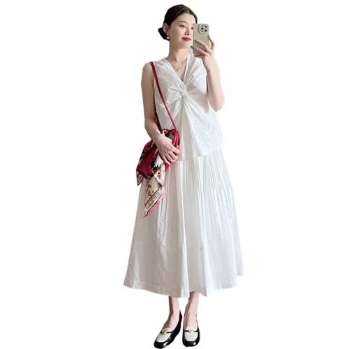 夏季新款法式御姐轻熟高级感穿搭白色上衣半身裙小个子两件套装女