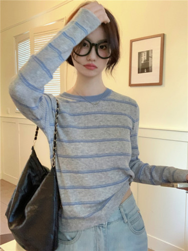 New style for early autumn~Korean style lazy contrast striped round neck long-sleeved sweater casual and versatile top