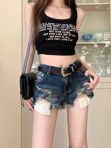 Retro high-waisted denim shorts with leaky pockets for women, loose raw edges, ultra-short hot pants for hot girls, summer ripped a-line pants