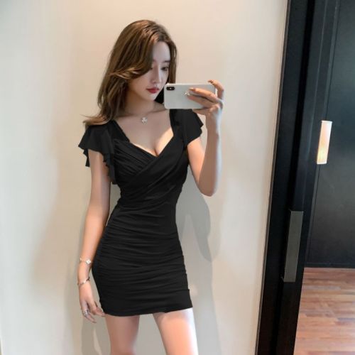 Real shot of French romantic mesh dress for women with pleated square neck and ladylike strapless butt-covering skirt