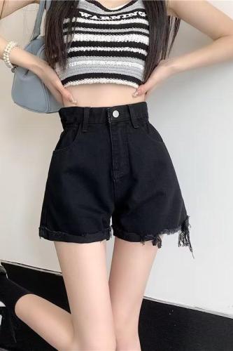 Real shot of plus size summer slimming high-waisted A-line bud pants for fat mm and small people to wear ripped denim shorts WF89