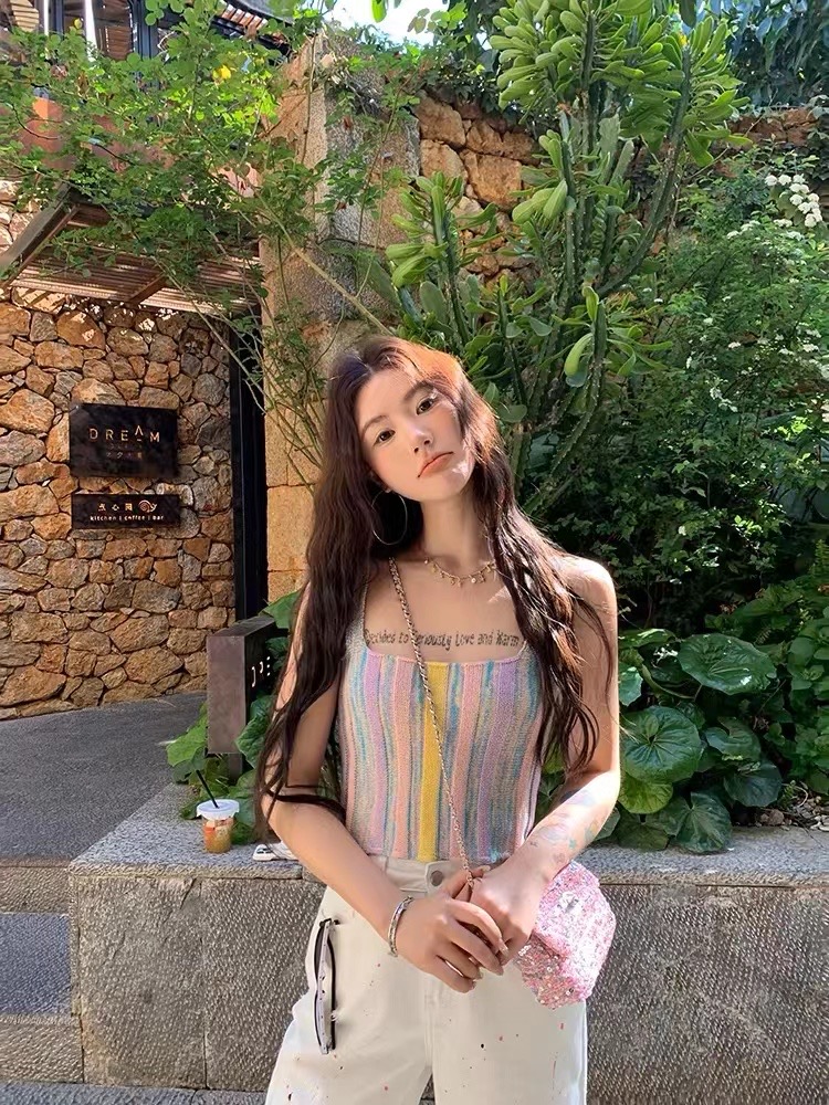 Sweet and Spicy Rainbow Striped Slimming Knit Tank Top for Women - Summer Design-Oriented Unique Pure Desire Atmospheric Small Upper Body Top