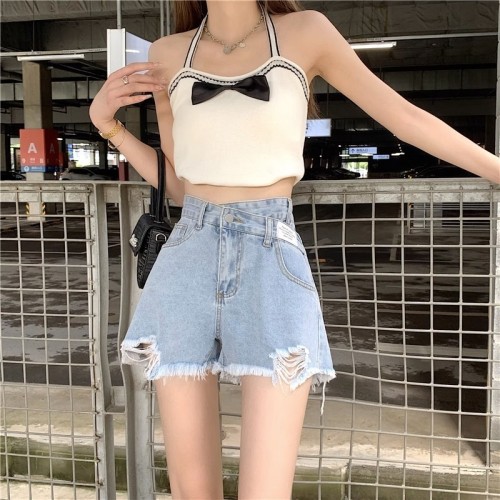 Real shot of ripped wide-leg denim shorts for women in summer, irregular slimming, large size, A-line, high waist, loose hot pants, trendy