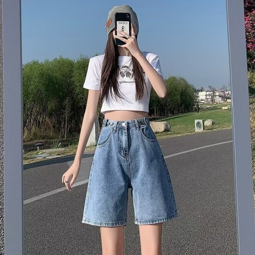 Real shot of high-waisted five-point jeans for women with summer design niche loose straight slim shorts large size medium pants