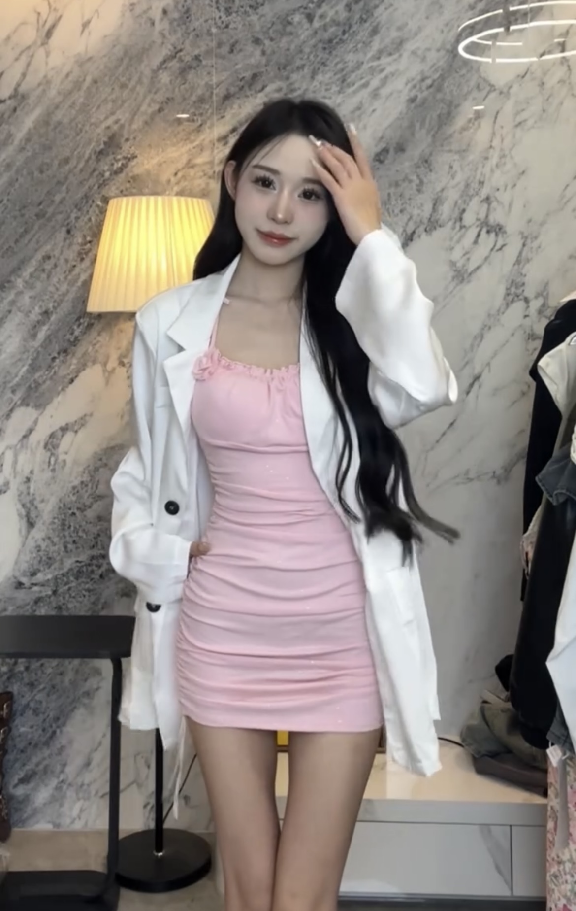 2024年夏季新款純欲風韓系甜辣妹掛脖吊帶裙絲綢西裝外套女
