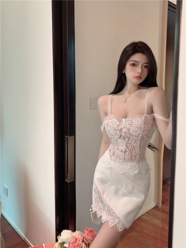 Actual shot, real price, luxury and sexy lace camisole + white hip skirt two-piece set