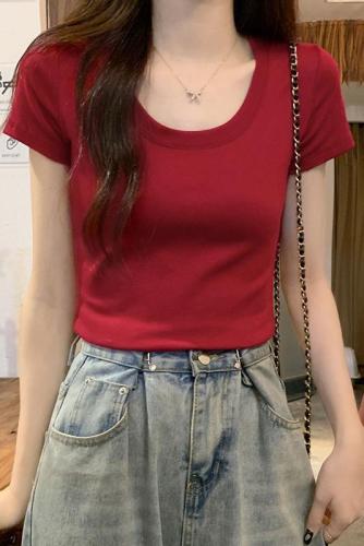 Real shot of burgundy clavicle-exposed short-sleeved T-shirt for women in summer pure cotton slim-fit low round neck right shoulder short top