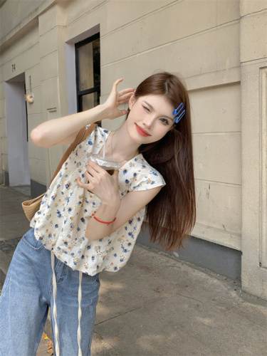 Real price real shot 2023 summer new style sleeveless short square collar heavy industry embroidered floral vest top for women