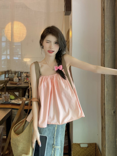 Actual photos and real prices. Vacation style casual loose slimming little camisole hot girl temperament top.