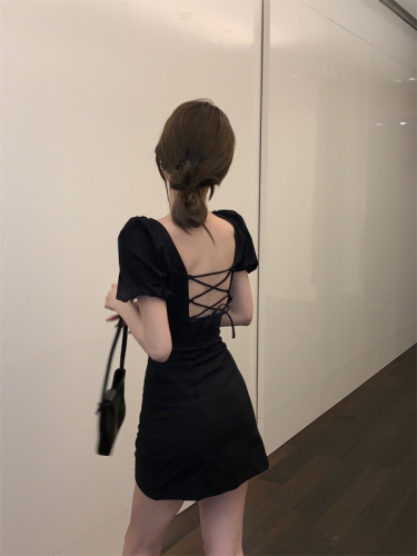 Actual shot of square neck puff sleeves backless lace-up slim fit dress at real price