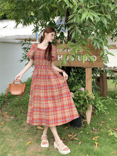 Actual price, real shot, French square collar plaid dress for women, waist slimming, mid-length, short-sleeved A-line skirt