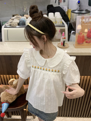 Real shot and real price Summer new design Korean style lace embroidered doll collar shirt
