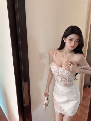 Actual shot, real price, luxury and sexy lace camisole + white hip skirt two-piece set