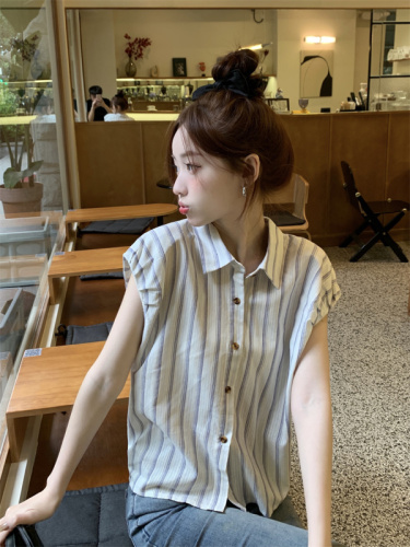 Real shot and real price Summer new Korean style shirt style short-sleeved striped shirt for small people