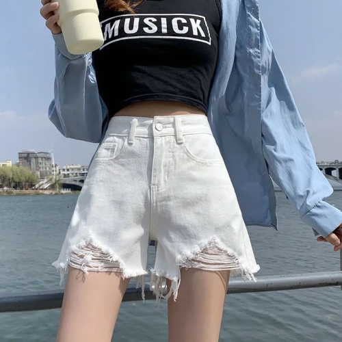 White denim shorts for women 2024 new spring and summer thin high-waisted wide-leg slimming frayed raw edge a-line hot pants trendy