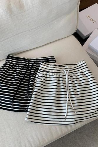 Real shot and real price 2023 summer new high-waisted skirt for women, versatile casual striped hot girl skirt