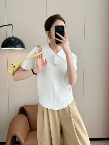 白色polo领韩系轻熟短袖针织衫女夏季新款薄款不规则下摆短款上衣