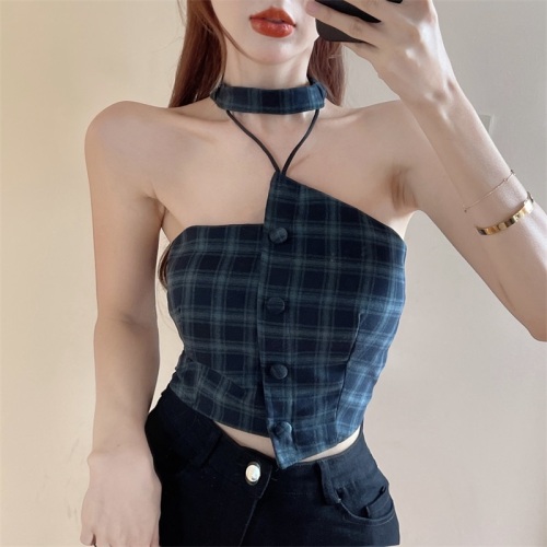Actual shot and real price. Pure desire halterneck camisole. Irregular plaid sweet hot girl sexy outer short top.