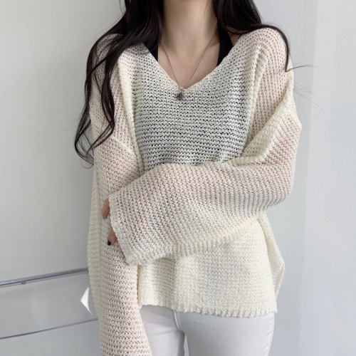 Slightly fat plus size ins style loose V-neck hollow solid color short front and long back hem slit sunscreen ice silk sweater